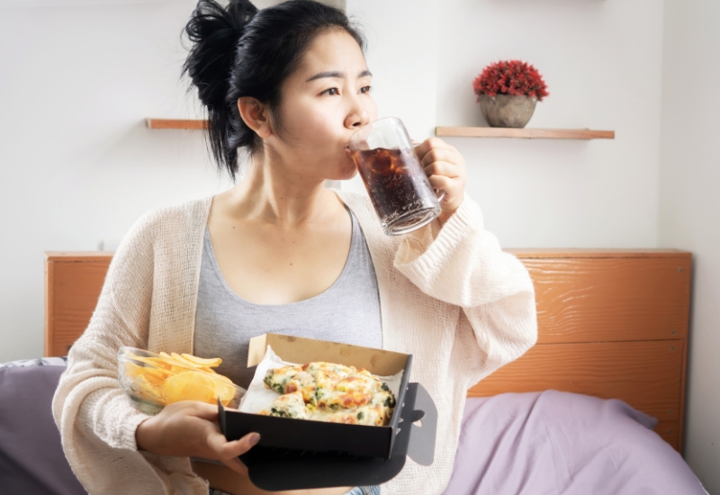 lạm dụng thói quen không lành mạnh